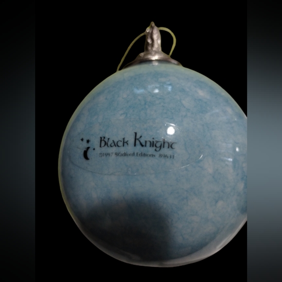 VTG 1997 Set 2 Bradford Edition Wolf Ornaments Silver Scout & Black Knight 04961 - Picture 8 of 12